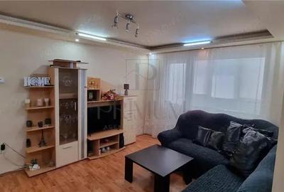 GIROCULUI - 3 Camere - ETAJ 2 - Izolat interior
