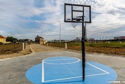 Teren de 373 mp, în UTA - 5