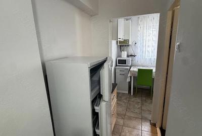 Garsonieră decomandată în Cetate - 4