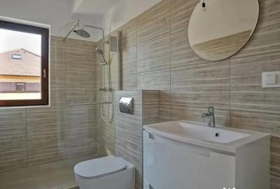 Apartament cu 3 camere decomandat în Cristian - 6