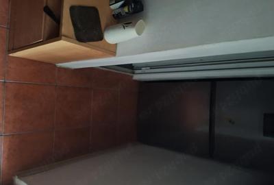 Garsonieră decomandată în Poarta 6 - 2