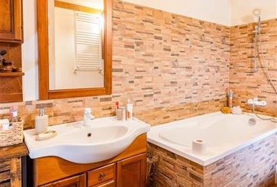 TUR LIVE! Apartament in vila, compozitie particulara, Ultracentral, Sfantu Gheor - 5