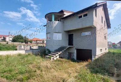 Casă în Central - 9