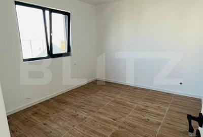 Casă cu 4 camere cu Teren 568 Mp în Șimnicu de Sus - 3
