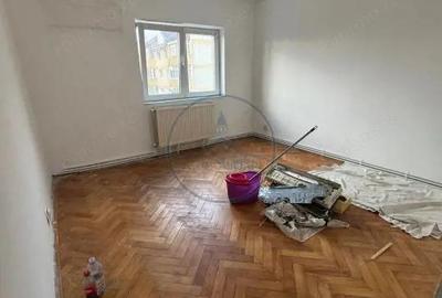 Apartament 2 camere, decomandat, etaj 3/4 ZONA ANDREI MURESANU - 4