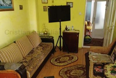 Casă cu 7 camere cu Canalizare în Central - 20