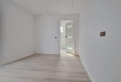 Casă cu 4 camere cu Teren 200 Mp în Nord - 20