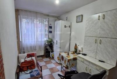 Apartament cu 3 camere decomandat, mobilat în Vitan - 2