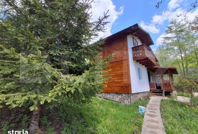 Casă cu 3 camere cu Teren 825 Mp în Central