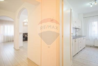 Apartament cu 3 camere decomandat, mobilat în Central - 8