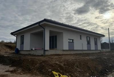 Casă cu 5 camere cu Teren 530 Mp în Satu Nou de Jos - 5