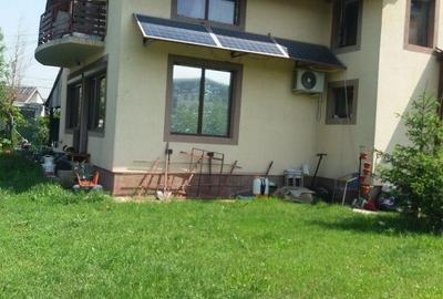 Casă cu 3 camere cu Teren 1000 Mp în Central