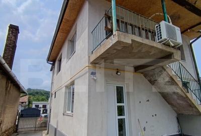Casa cu 3 camere in suprafa?a de 140 mp - 16