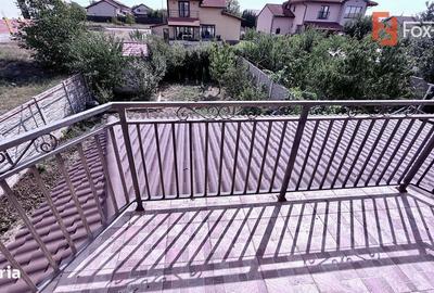 Casă cu 5 camere cu Canalizare în Dumbrăvița - 2