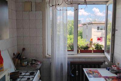 Apartament cu 3 camere semidecomandat în Drumul Taberei - 6