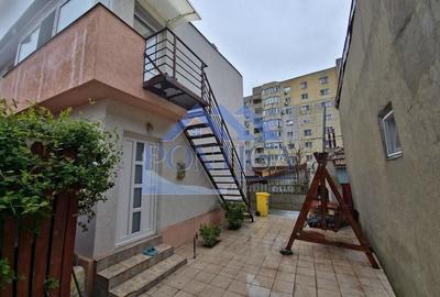 Casă cu 3 camere cu Canalizare în Inel I - 17