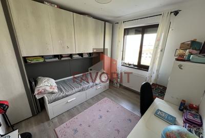 Apartament cu 4 camere decomandat, mobilat în Giroc - 7