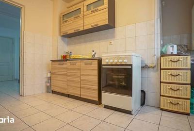 Apartament cu 3 camere semidecomandat în Berca - 2