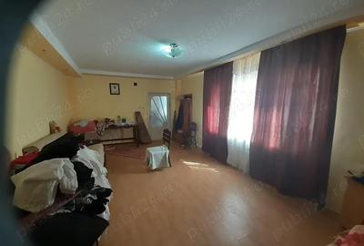 Casă cu 6 camere în Chercea - 20