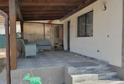 Casă cu Teren 820 Mp în Poiana - 9