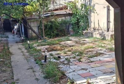 Casa 2 camere Bdul I. Mihalache- Pta Chibrit - 24