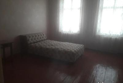 Casă cu 2 camere cu Teren 350 Mp în Ultracentral
