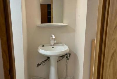 Spațiu comercial, de 42 mp, în P-ța Unirii - 4