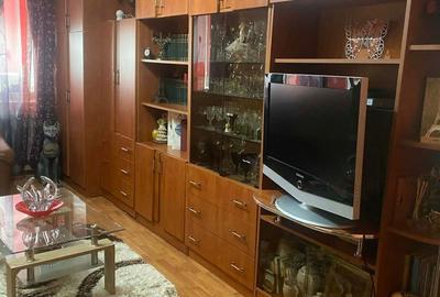Apartament cu 2 camere decomandat în Decebal - 8