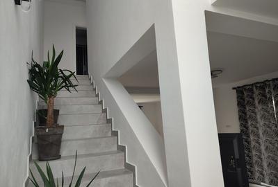 Sanandrei, Duplex pe Etaj, Proiect Modern, Desp prin camera Tehnica. - 11