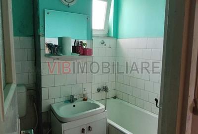 Apartament cu 3 camere semidecomandat în Girocului - 5