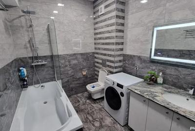 Apartament cu 2 camere decomandat în 13 Decembrie - 1