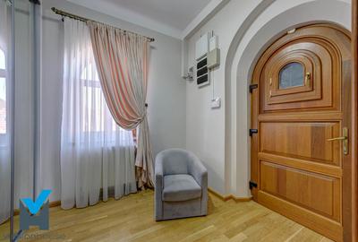 Apartament rafinat cu 3 camere și terasă panoramică, lângă Parcul Cișmigiu Apartament rafinat cu 3 camere și terasă panoramică, lângă Parcul Cișmigiu - 13