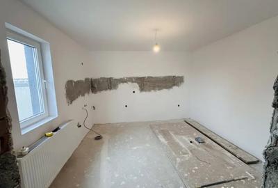 Casă cu 4 camere cu Teren 295 Mp în Domnești - 12