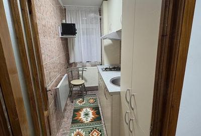 Apartament cu 2 camere semidecomandat în Viziru 1 - 2