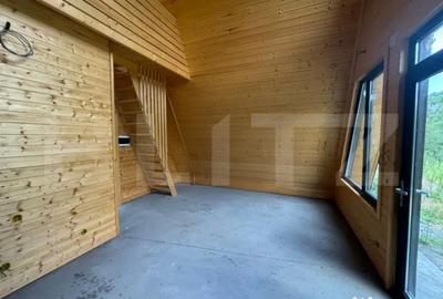 Casă cu 2 camere cu Teren 560 Mp în Hurez - 1