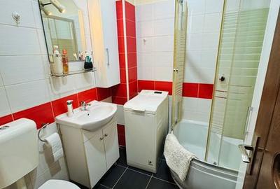Apartament cu 2 camere în Apărătorii Patriei - 5