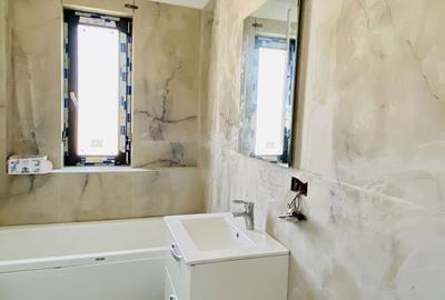 Apartament cu 6 camere decomandat în Hlincea - 10