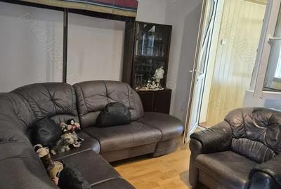 Casa de vanzare in Ghiroda 1.000 mp teren | 4 camere | 2 bai | 2 intrari separate - 2