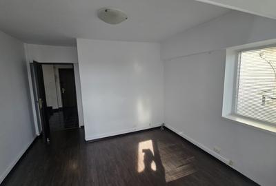 Apartament cu 5 camere decomandat în P-ța Unirii - 8