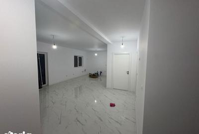 Casă cu 5 camere cu Teren 500 Mp în Central - 17