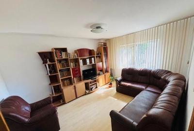 Apartament 3 camere decomandat, zona EDEN - 1