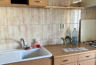 Inchiriez apartament cu 3 camere - 6
