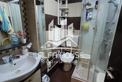 Apartament cu 2 camere semidecomandat în Micro III - 1