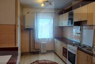 Apartament cu 3 camere semidecomandat în Central - 10