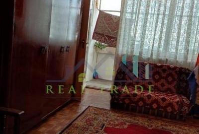 Garsoniera etaj intermediar zona Garii - 3