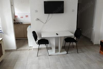 Garsonieră decomandată în Central - 3