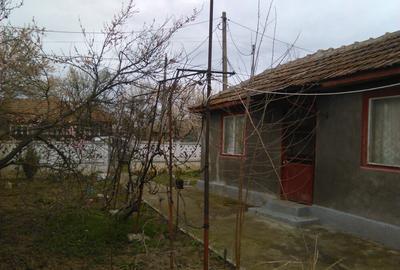 Casă cu 3 camere în Adâncata - 5