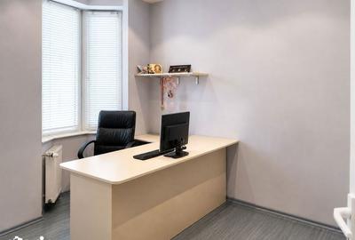 Casă cu 9 camere cu Teren 300 Mp în Rogerius - 16