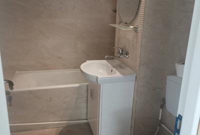 Inchiriez apartament Zona Soveja - 1