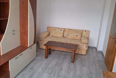 Inchiriez apartament 3 camere Cisnadie - 2